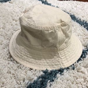 Madewell short brim bucket hat